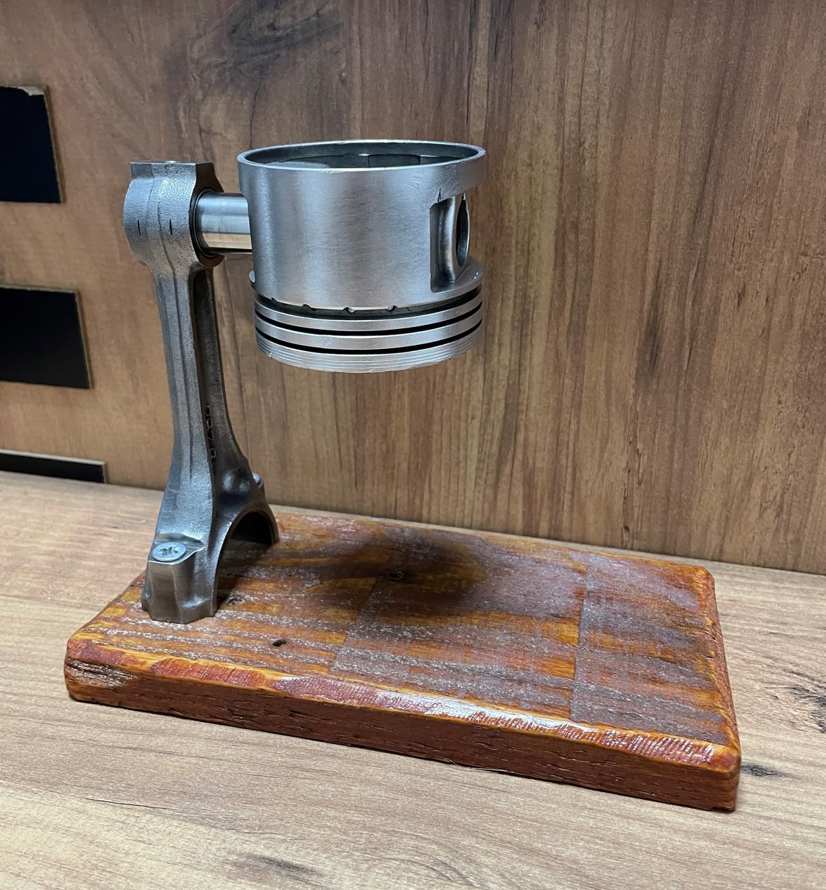 Piston Ash Tray