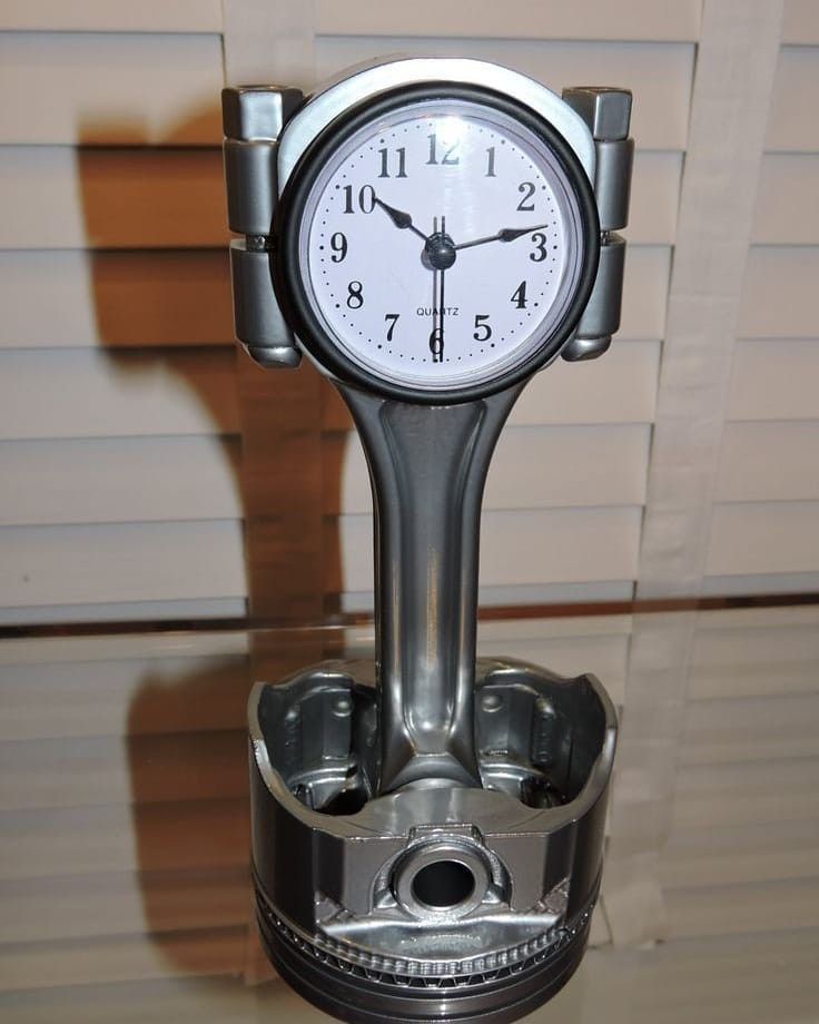Piston Table Clock