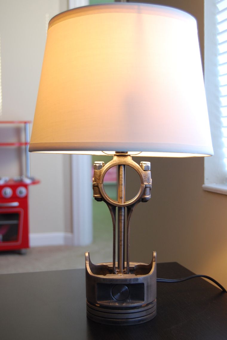 Reborn Piston Lamp